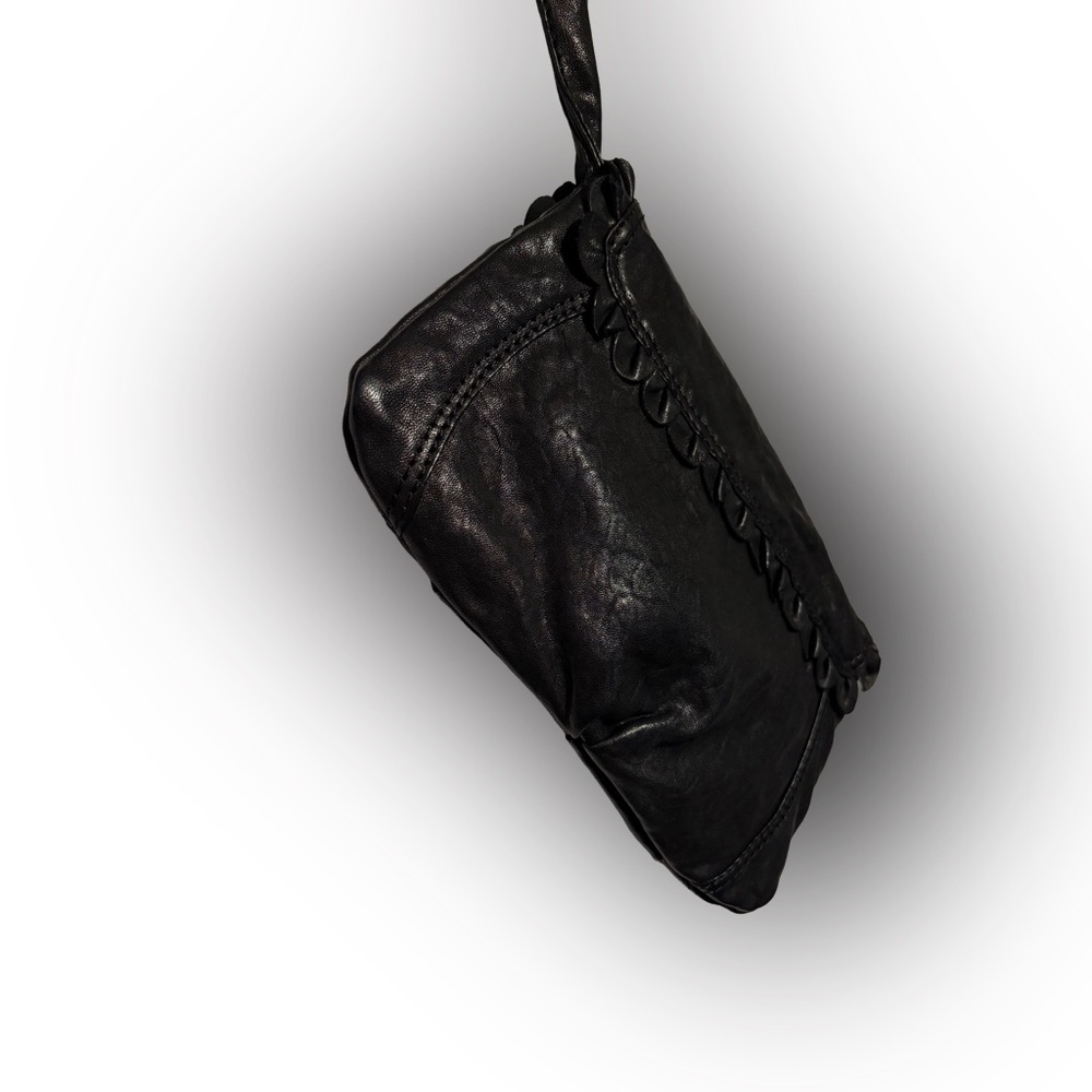 EUC Lucky Brand- Black Lamb Skin Leather Wristlet - Picture 8 of 15